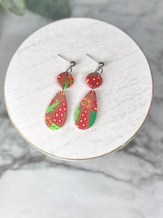 Large Spring Motif Dangles 1