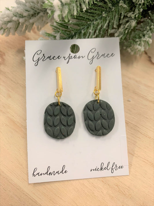 Sweater Texture Dangles - Oval