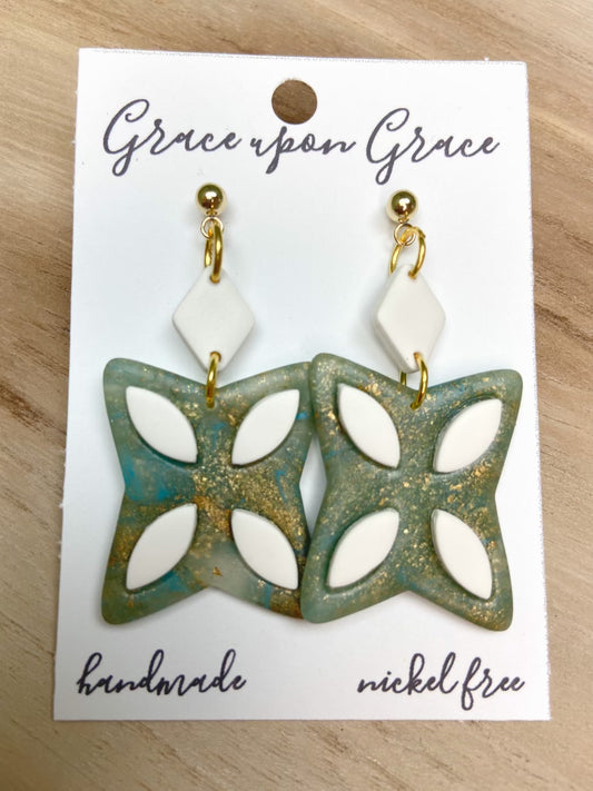 Alisha Dangles