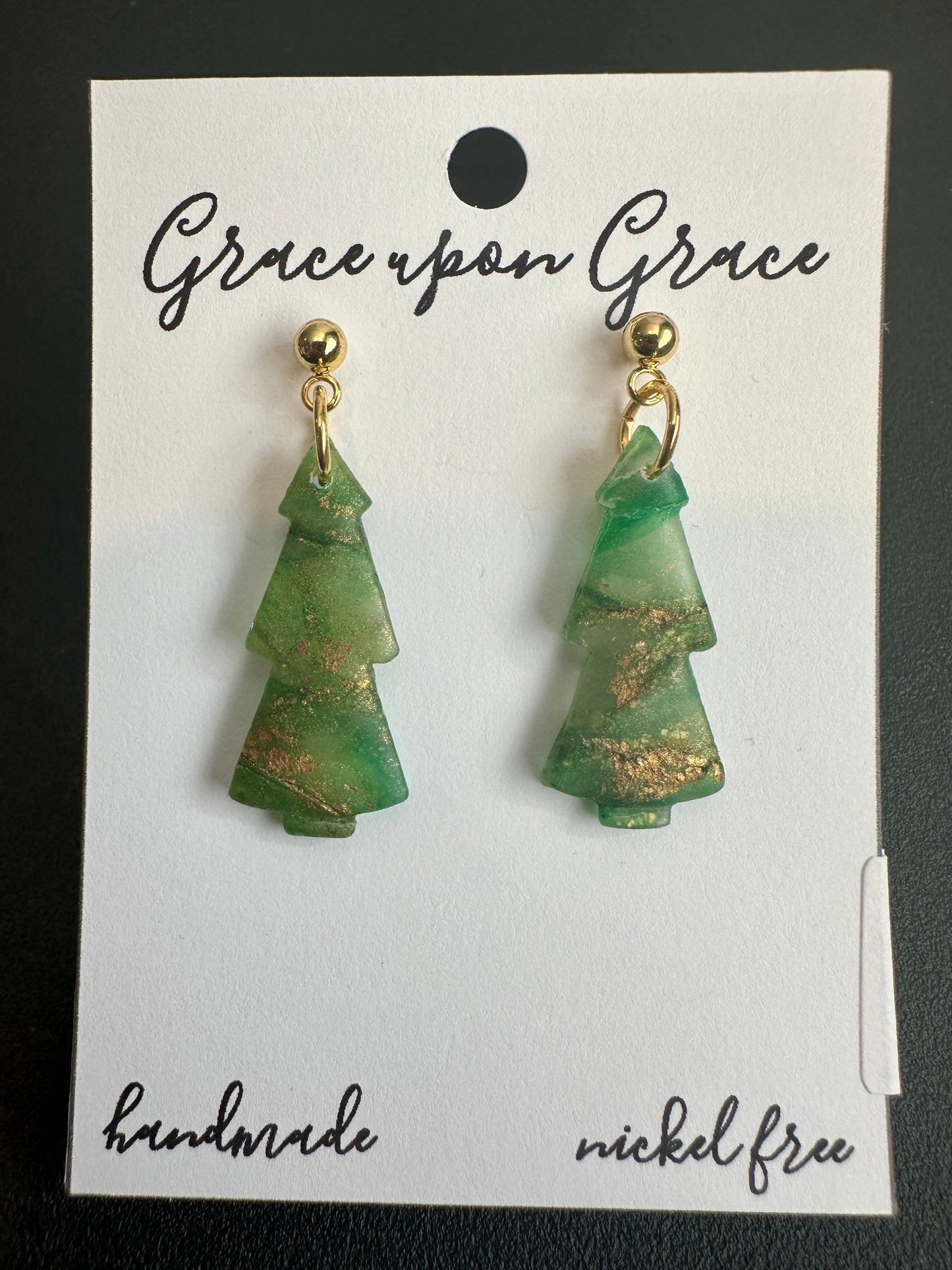 Marbled Tiered Tree Dangles