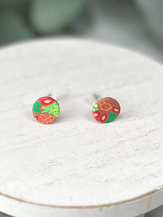 Spring Motif Studs