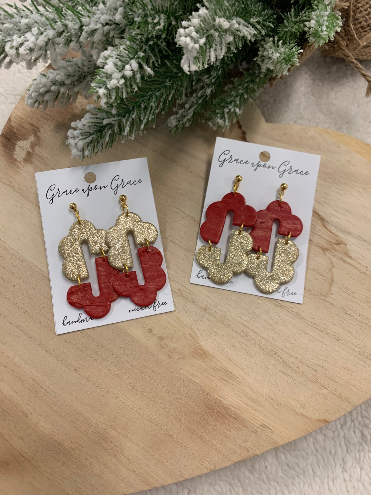 Mariana Dangles - Glittery Gold