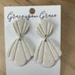 Shelly Dangles